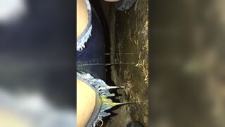 Shitting in park - video 2