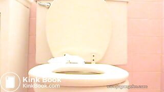 Queen of wide turds pooping again for us