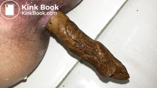 POOP GIRL MORNING TOILET