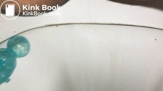 POOP GIRL MORNING TOILET