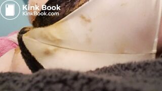 Farting in Very Messy Panties