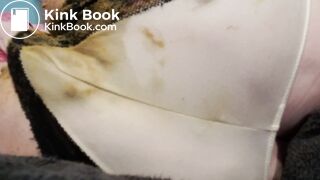 Farting in Very Messy Panties