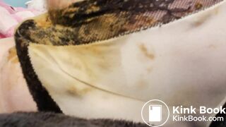 Farting in Very Messy Panties