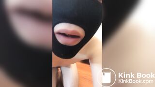 Chinese mistress and her slave,pee and shit