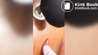 Chinese mistress and her slave,pee and shit