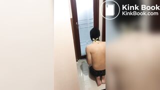 Chinese mistress and her slave,pee and shit