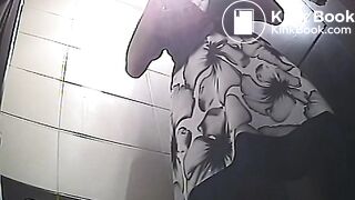 Public Toilet - video 4