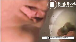 Rayn drops a big dump