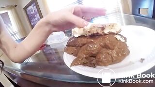 naked sexy girl shitting - video 2