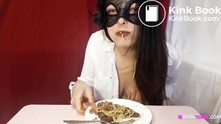 sexy girl with a mask shitting - video 4