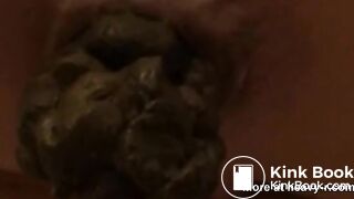 very close pooping footage