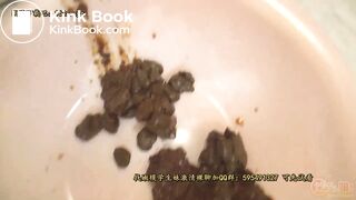 [Uncensored] Japanese amateur girl having anal sex, enema and poop