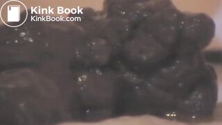 Natural Girl Chunky Pooping