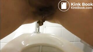 Pregnant shitting - video 2