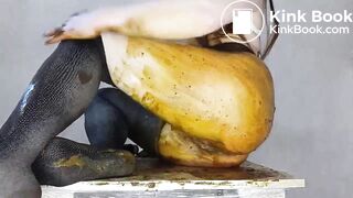 sexy Russian pooping and pissing - video 2