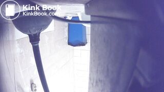 Korean girl taking shit in the toilet