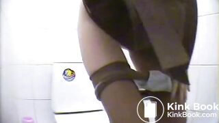 Russian blond pooping on porn.