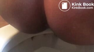 Nice female ass pooping