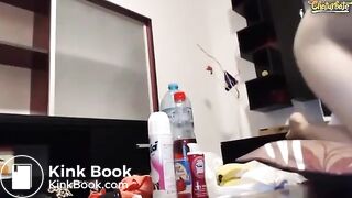 Big booty shitting on dildo