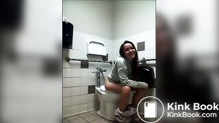 nice poo - video 4