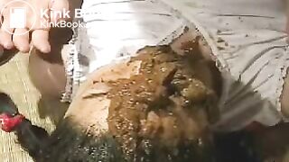 Explosive diarrhea on slaves face