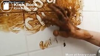 hot brit scat girl play wit fresh shit