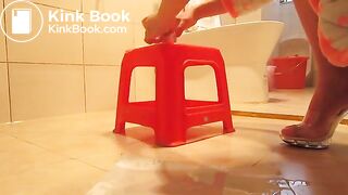 Chinese girl pooping_06