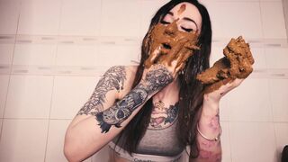 teen girl hot shiting sesion