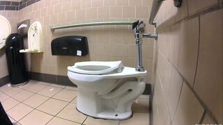 Vouyer woman diarrhea