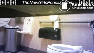 Vouyer woman diarrhea