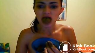 Colombian girl eats poop