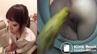 Japanese girls toilet pooping