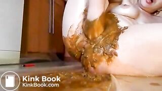 Stuffed her pussy with poop