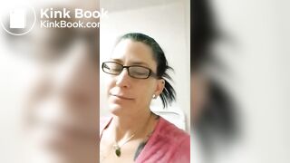 Video 037 Mature shitting