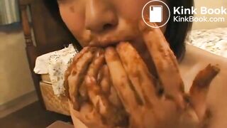 Jap girl eating her own shit