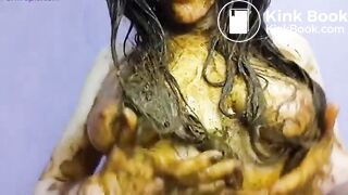 sexy naked Russian shitting - video 2