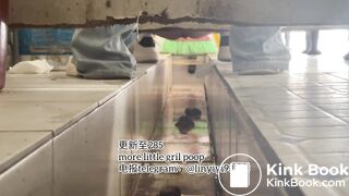 High-quality girls pooping in the toilet 5