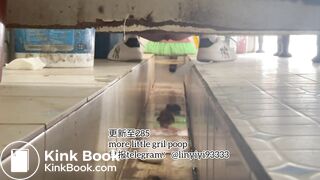 High-quality girls pooping in the toilet 5