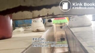 High-quality girls pooping in the toilet 5