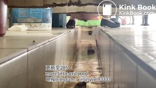 High-quality girls pooping in the toilet 6