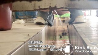 High-quality girls pooping in the toilet 6