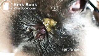 Beautiful ebony fart and scat