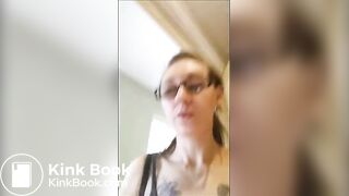 Sext Tattooed Chick Shitting