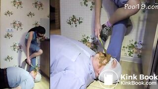 Scat eating - video 16