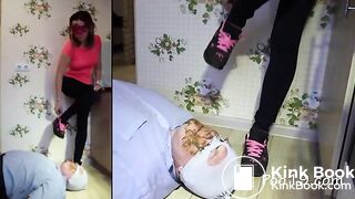 Scat eating - video 16