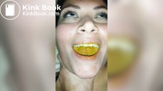 Amateur Shit Eating Woman 10