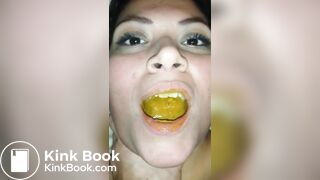 Amateur Shit Eating Woman 10