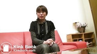 jap girl pooping - video 2