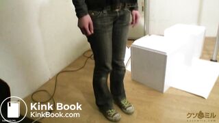 jap girl pooping - video 2