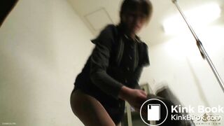 jap girl pooping - video 2